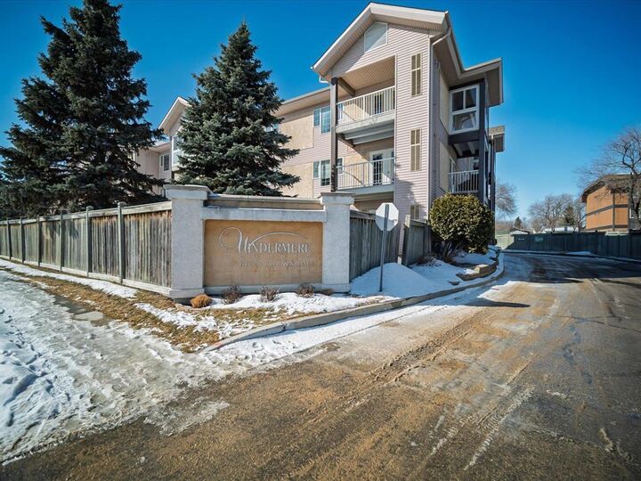 Property Photo:  685 Warde Avenue  MB R2N 4H8 