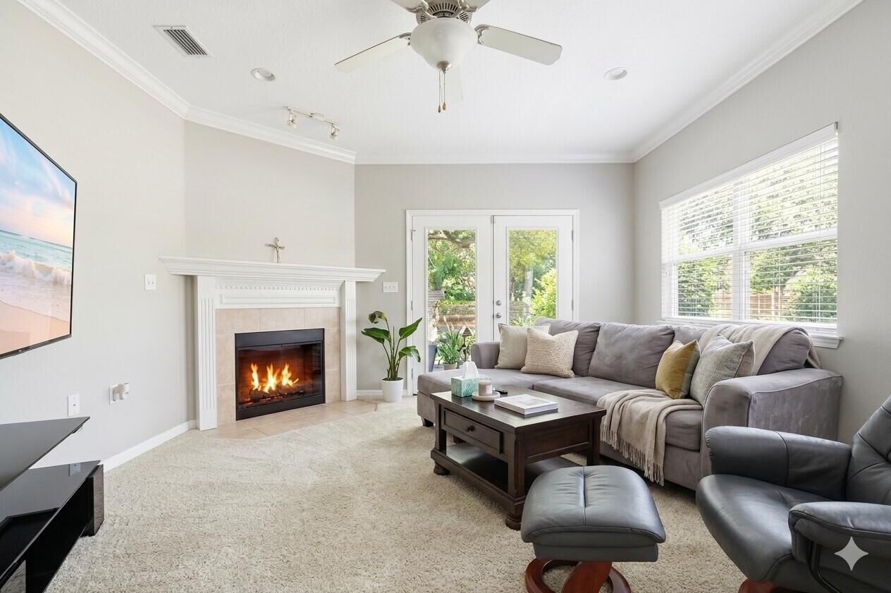 Property Photo:  203 Beal Parkway  FL 32548 