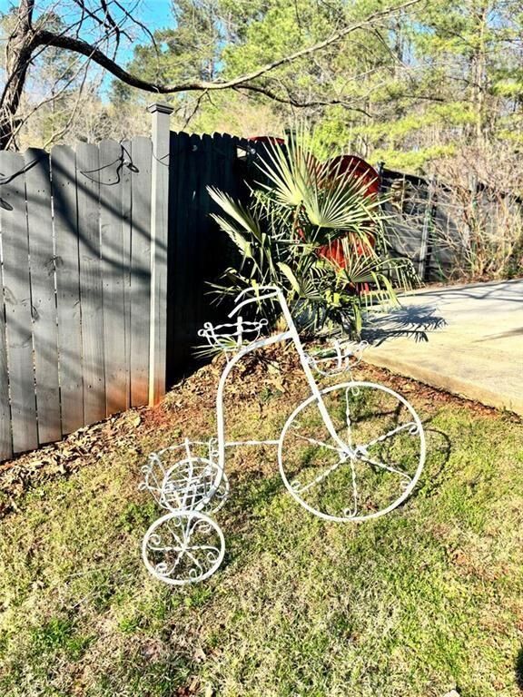 Property Photo:  118 Tarpon Trail SE  GA 30121 