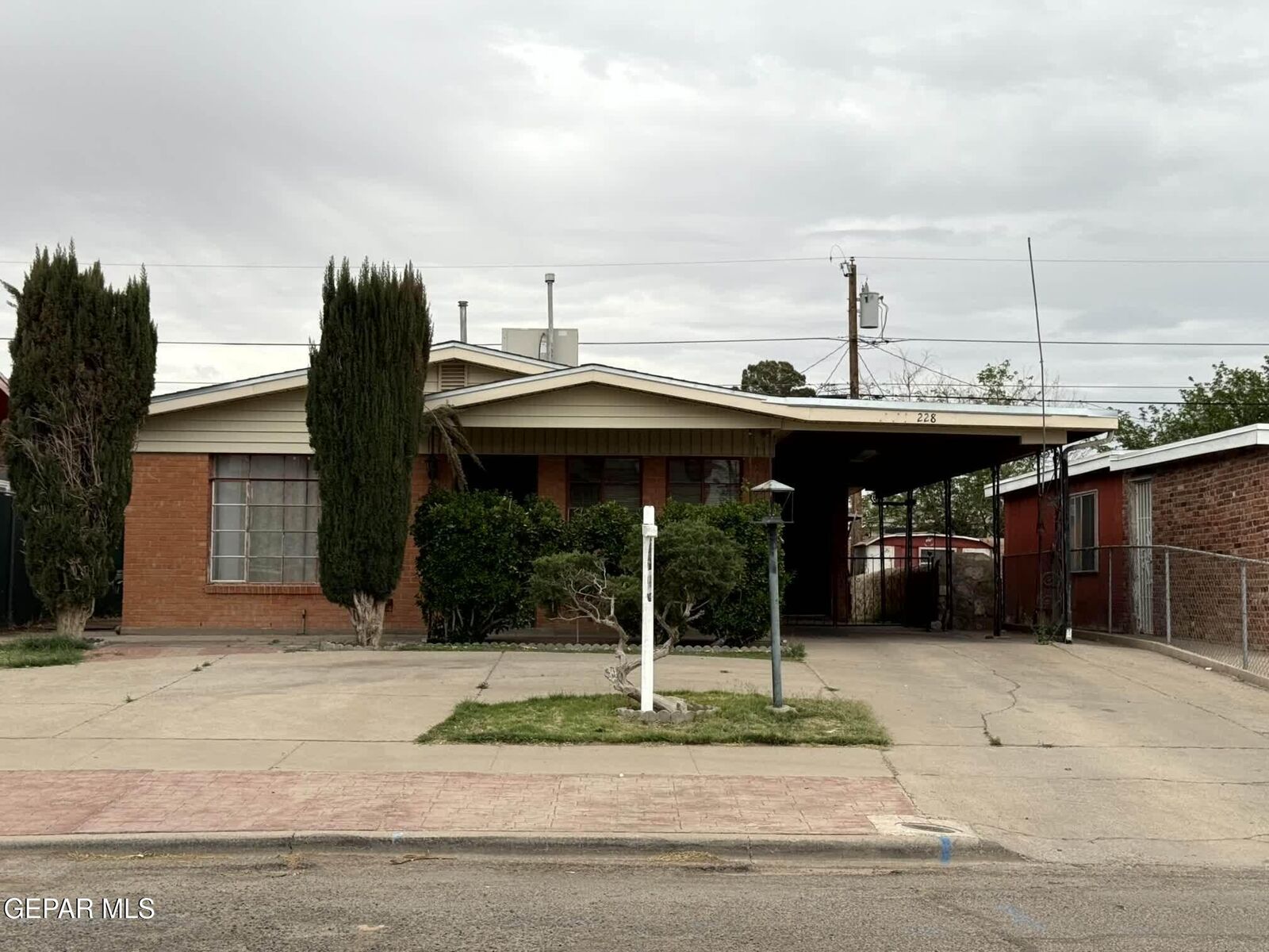 Property Photo:  228 Mango Road  TX 79915 