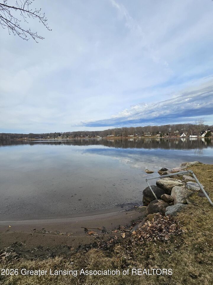 Property Photo:  9471 Peninsula Drive  MI 49332 