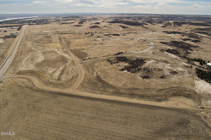 Property Photo:  3503 Rhone Drive  ND 58554 