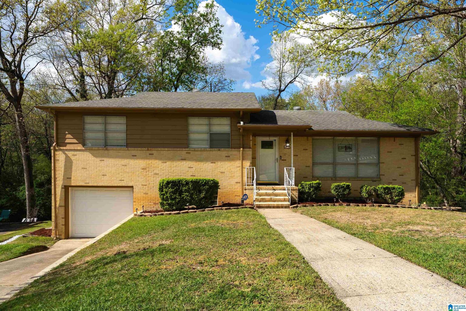 Property Photo: 612 27th Avenue AL 35215