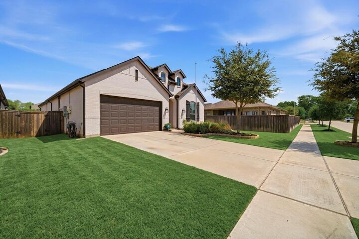 Property Photo: 30610 Southern Dewberry Court TX 77441