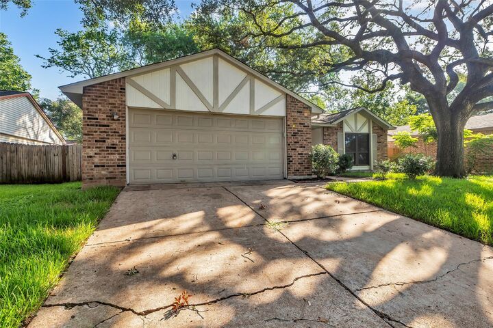 Property Photo:  6731 Gettysburg Drive  TX 77469 