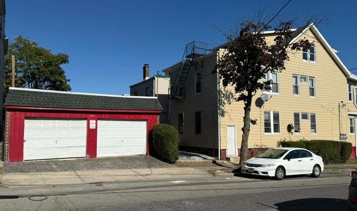 Property Photo:  231 Myrtle Ave  NJ 07111 