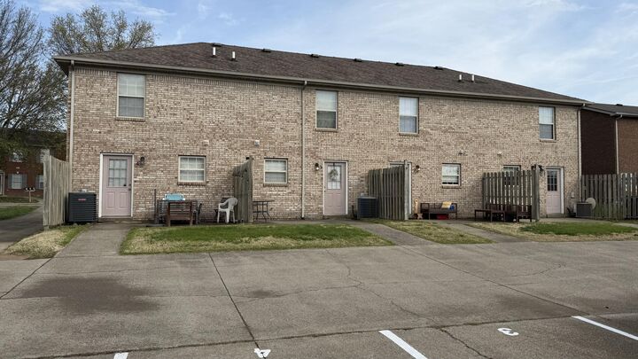 Property Photo:  302 Timothy Way 1-4  KY 40475 