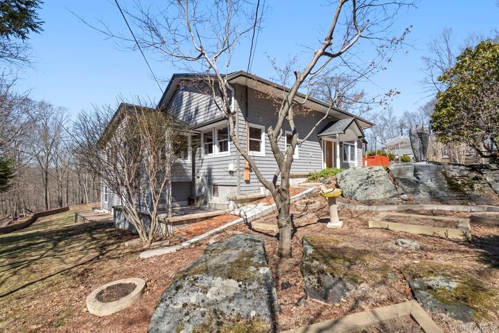 Property Photo:  21 Jackson Road  NY 10541 