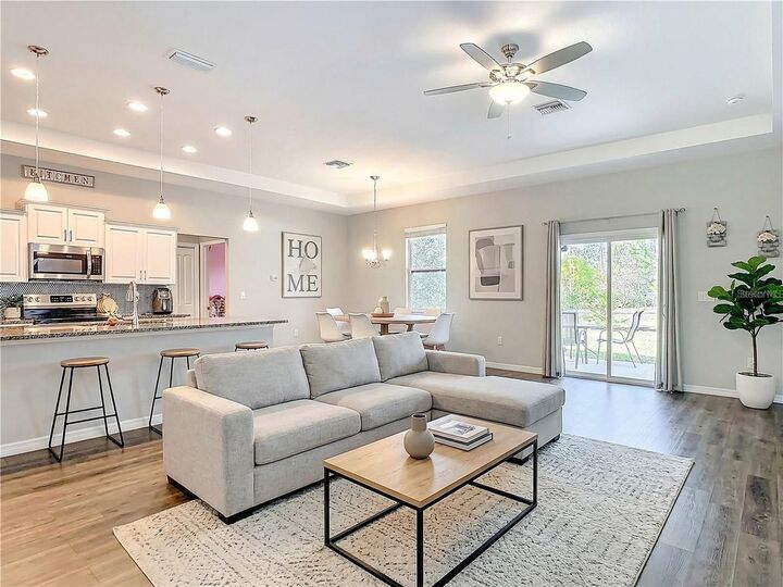 Property Photo:  1680 5th Avenue  FL 32724 