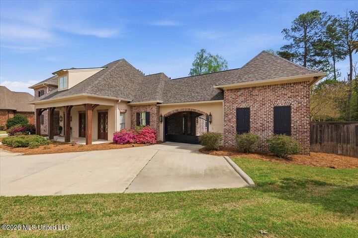 Property Photo:  204 Saint Charlotte Cove  MS 39110 