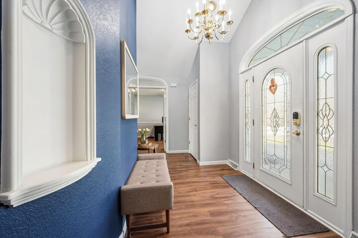 Property Photo:  W223n8293 Sandras Dr  WI 53089 