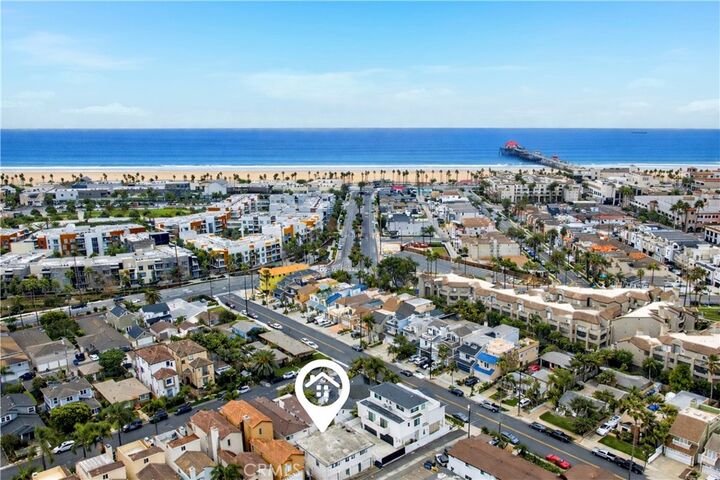 Property Photo:  207 Baltimore Avenue  CA 92648 