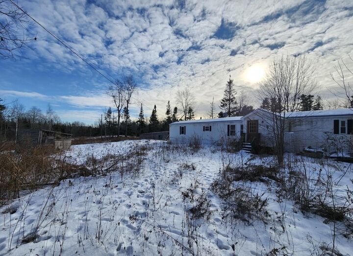 Property Photo:  698 Stream Road  ME 04496 