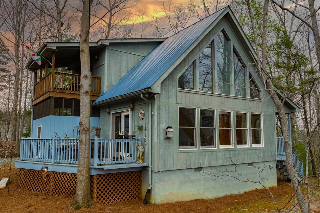 Property Photo:  604 Gateway Drive  GA 30540 