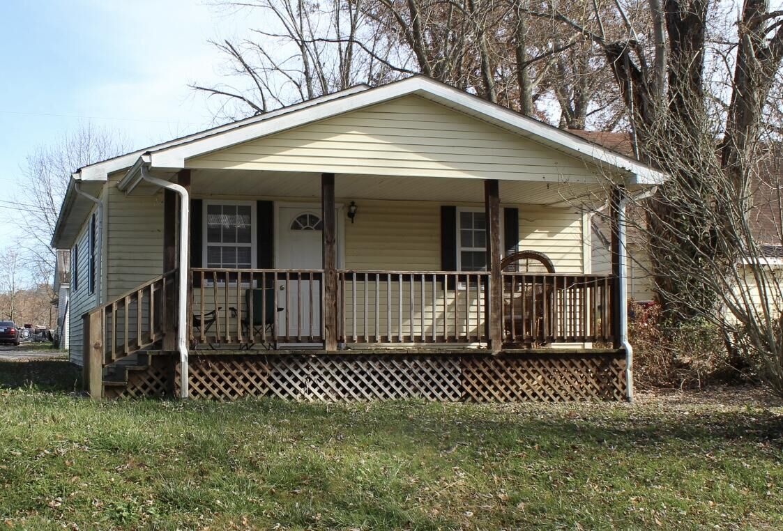 Property Photo:  109 Noel Street  KY 41046 