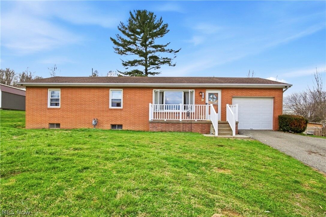 Property Photo:  27 Marshdale Road  OH 43701 