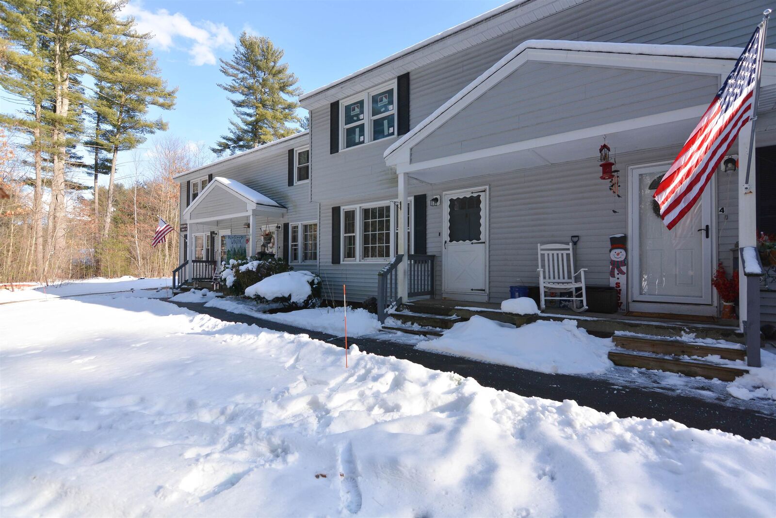 Property Photo: 3 Holly Lane NH 03053