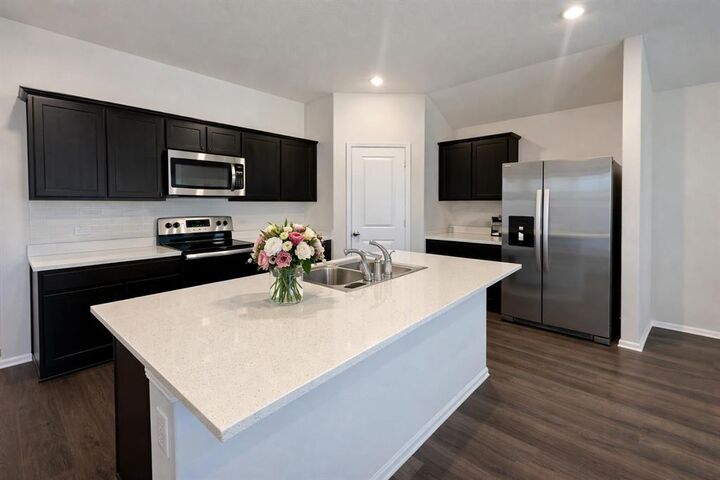 Property Photo:  305 Banner Avenue  TX 75189 