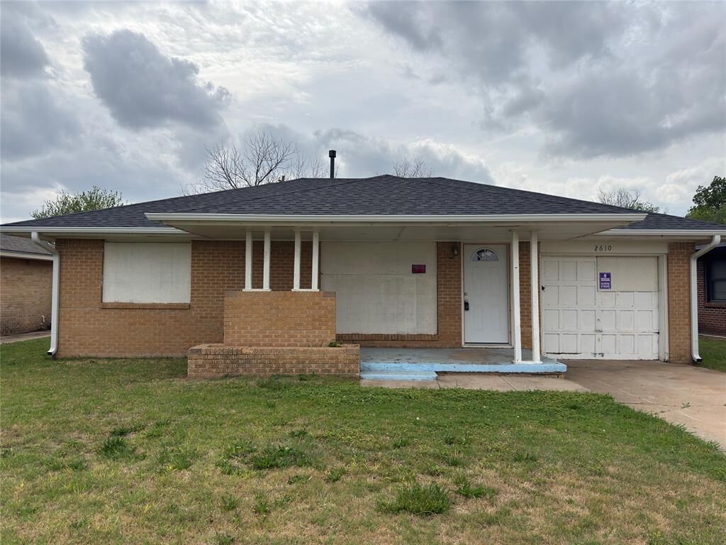 Property Photo:  2610 NW Wesley Avenue  OK 73505 