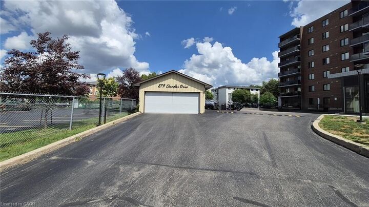 Property Photo: 279 Chandler Drive 706 ON N2E 1X6