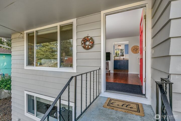 Property Photo:  22803  66th Avenue W  WA 98043 