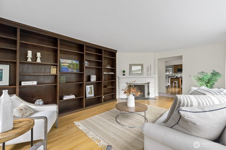 Property Photo:  16003  32nd Avenue NE  WA 98155 