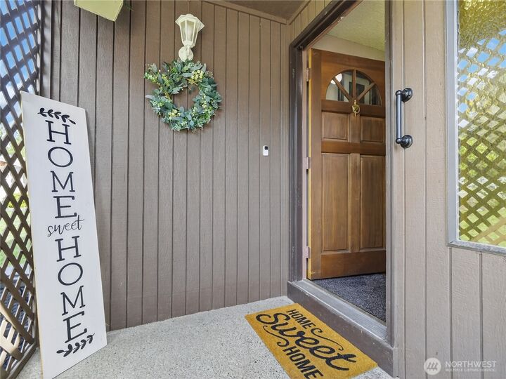 Property Photo:  19207  78th Street E  WA 98391 