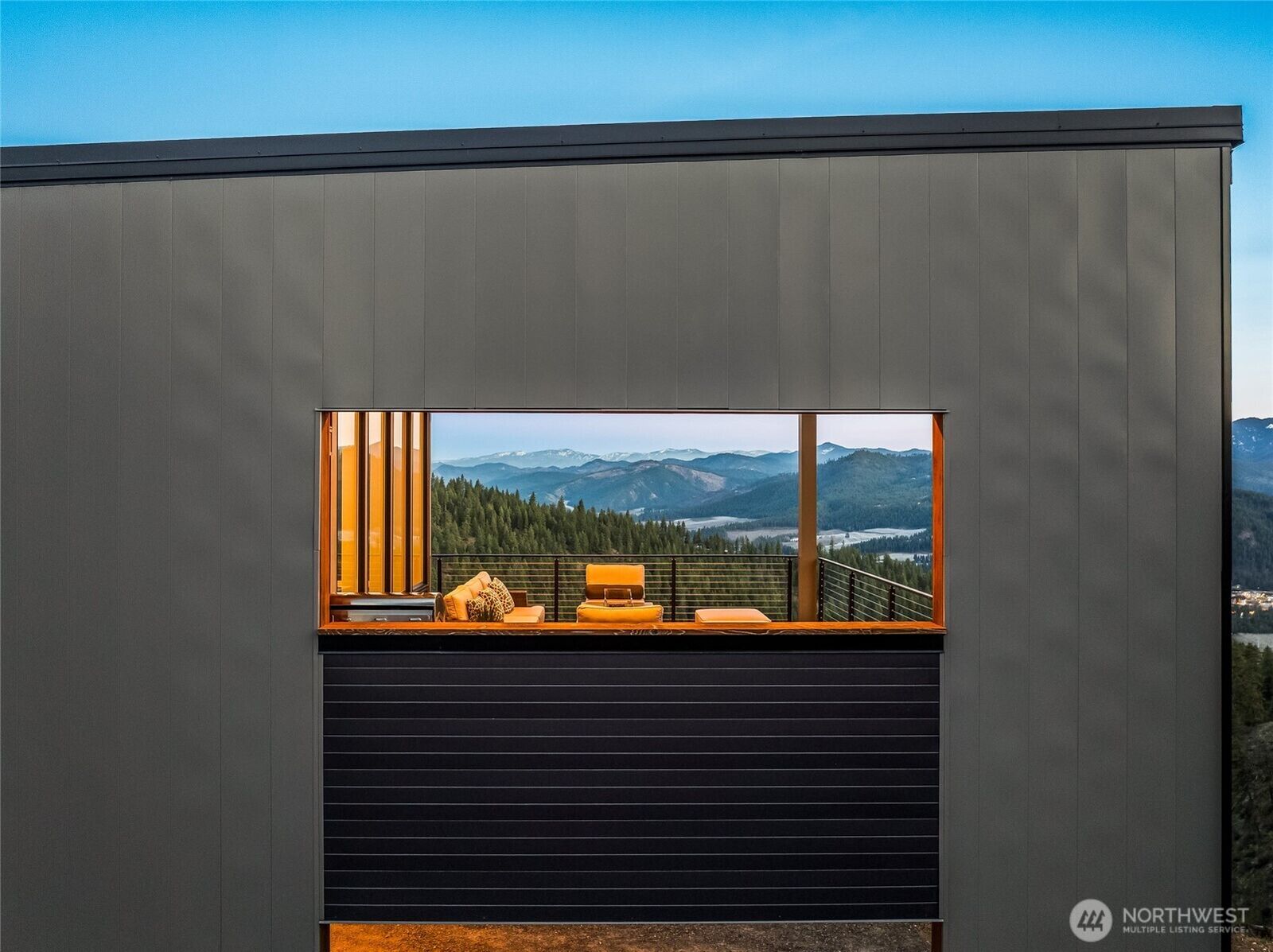 Property Photo:  1912  Alpenview Drive  WA 98826 