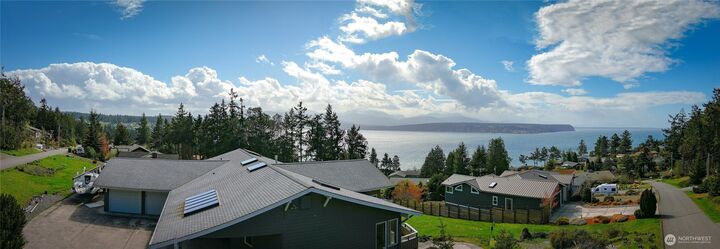 Property Photo:  85  Quinault Loop  WA 98368 