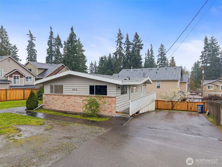 Property Photo:  2612  204th Street SW  WA 98036 