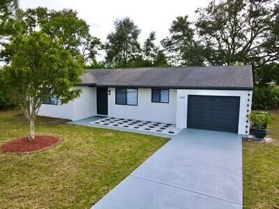 Property Photo:  2182 SE Genoa Street  FL 34952 