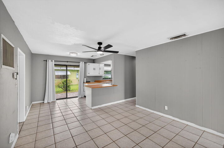 Property Photo:  4117 NW 5th Avenue  FL 33309 