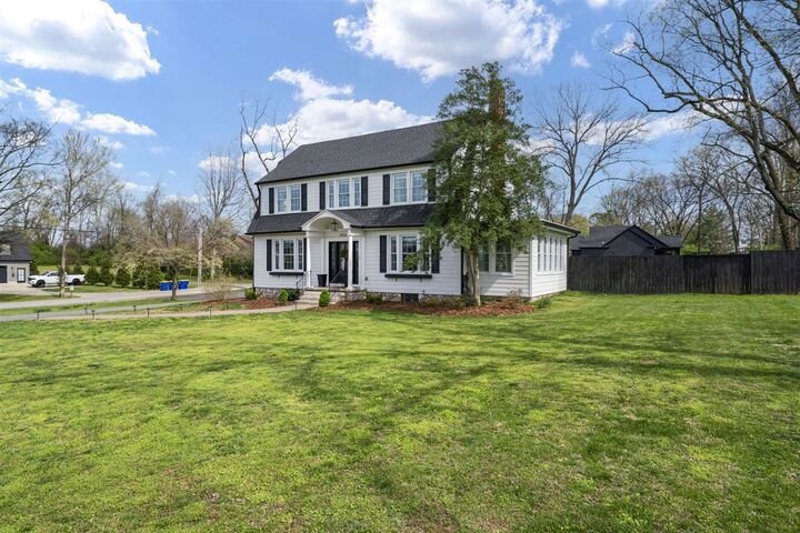 Property Photo: 1924 Nashville Road KY 42101