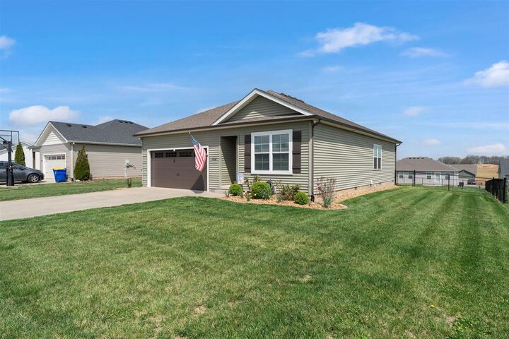 Property Photo: 124 Victoria Way KY 42134