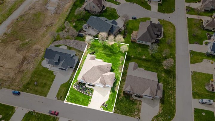 Property Photo:  1110 Archdale Drive  IN 47374 