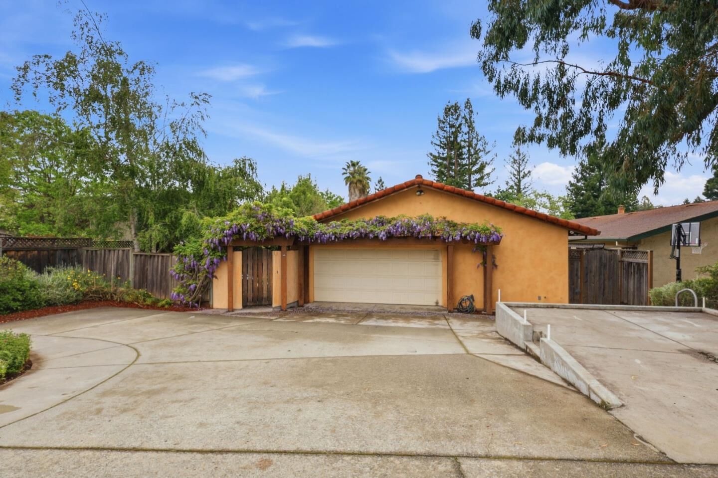 Property Photo:  199 Glenwood Drive  CA 95066 