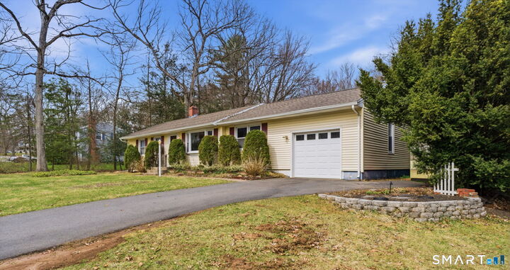 Property Photo:  8 Gem Drive  CT 06029 