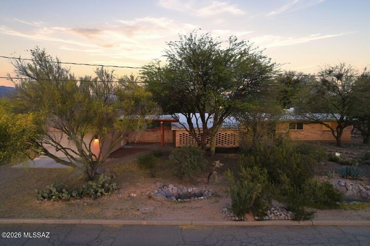 Property Photo:  3344 N Olsen Avenue  AZ 85719 