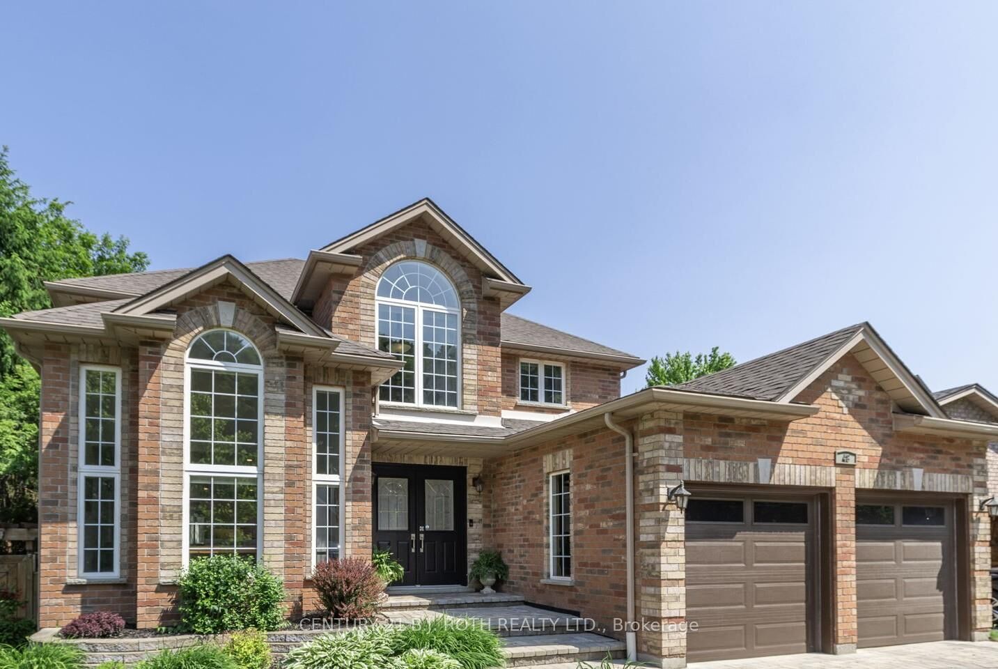 Property Photo:  48 Crimson Ridge Road  ON L4N 9S1 