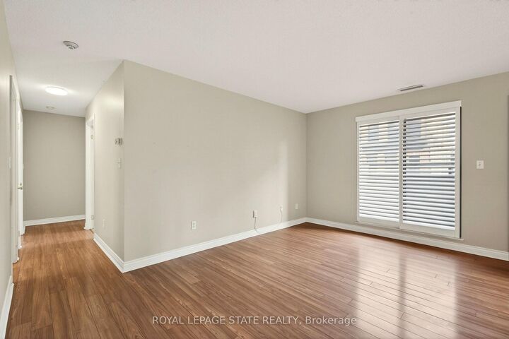 Property Photo: 8 Main Street 101 ON L9H 2P6