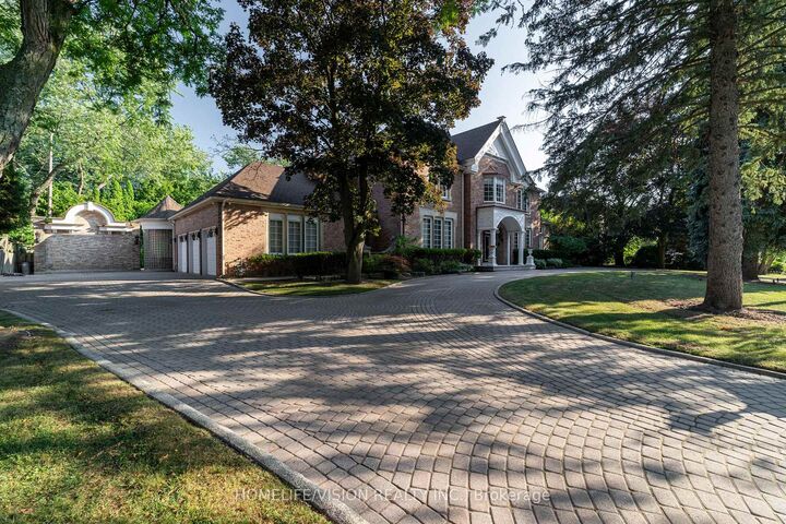 Property Photo: 15 Daffodil Avenue ON L3T 1N2