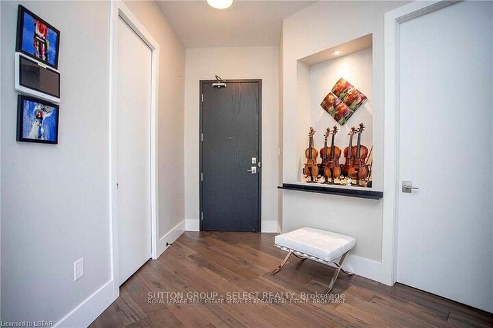 Property Photo: 1705 Fiddlehead Place 208 ON N5G 5M6