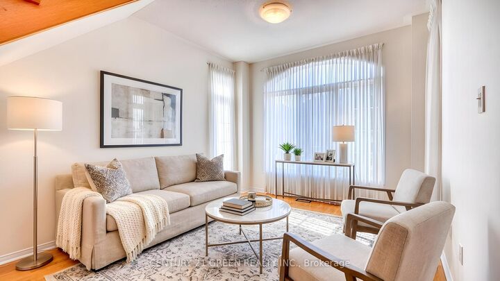 Photo de la propriété: 3143 Caulfield Crescent ON L5M 6J8