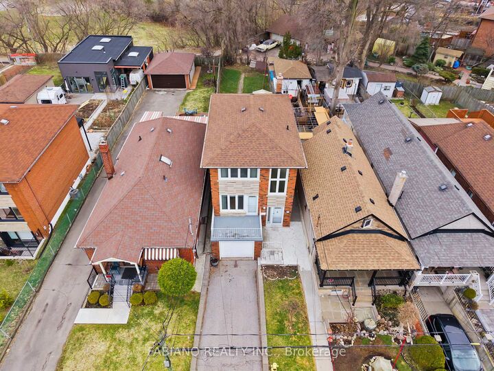 Property Photo: 80 Cayuga Avenue ON M6N 2G3