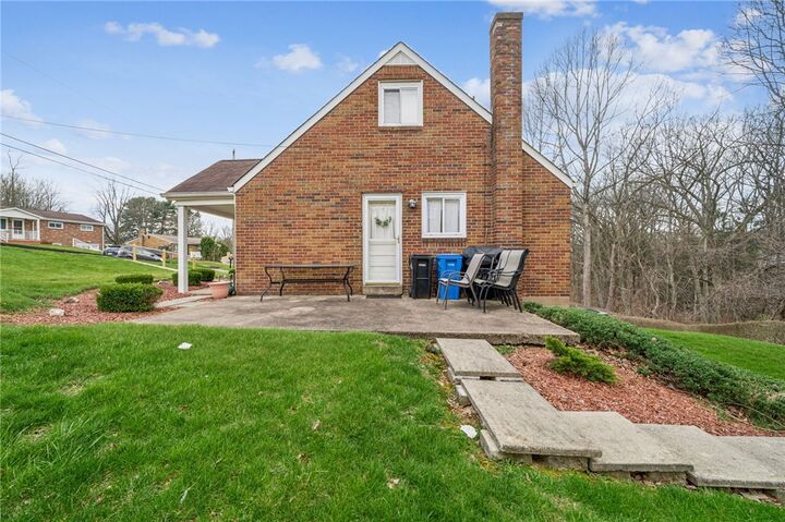 Property Photo:  120 Forest Dr  PA 15642 