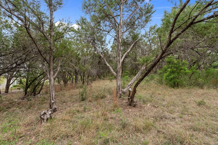 Property Photo: 3105 Sweet Autumn Cove TX 78735