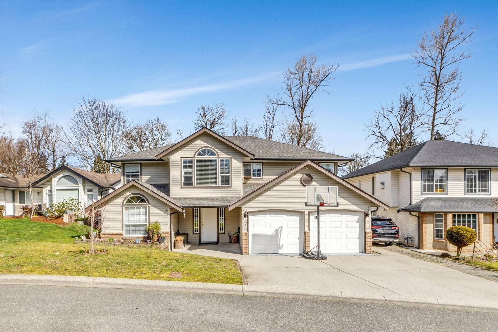 Property Photo: 3770 Clearbrook Road 2 BC V2T 6N3