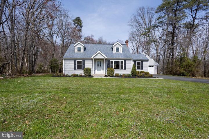 Property Photo: 1604 Holly Drive MD 21085