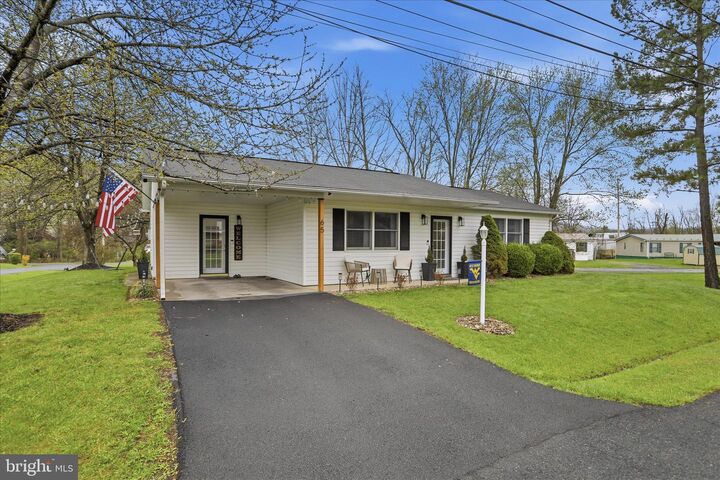 Property Photo:  65 S Hummingbird Street  WV 26726 