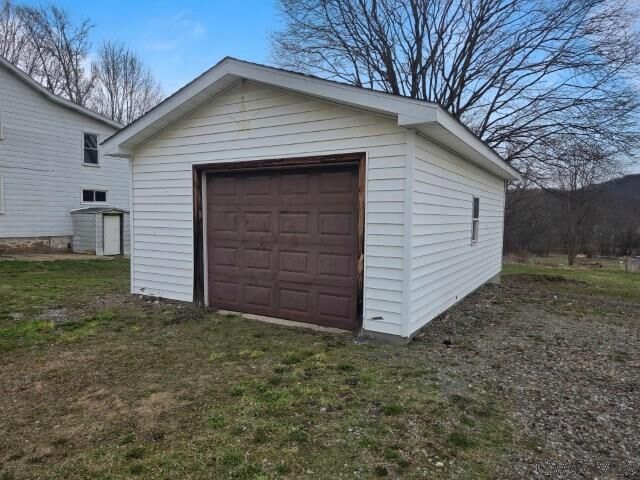 Property Photo:  102 Armerford Road  PA 15929 